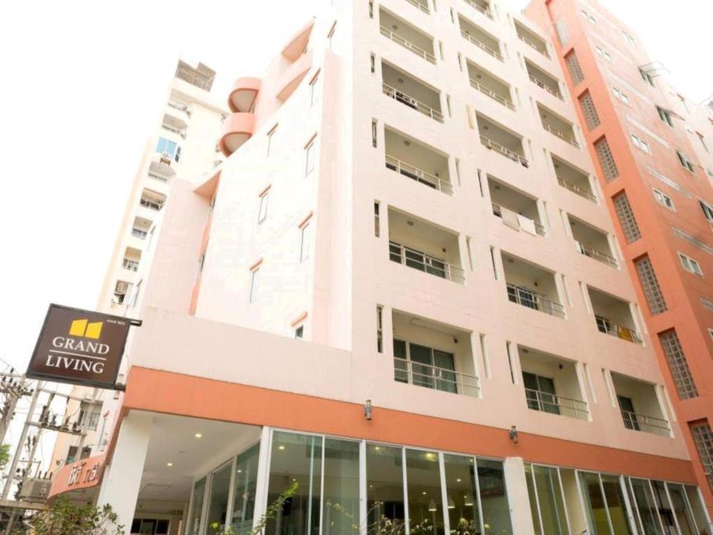 Grand Living Residence Csiangmaj Kültér fotó