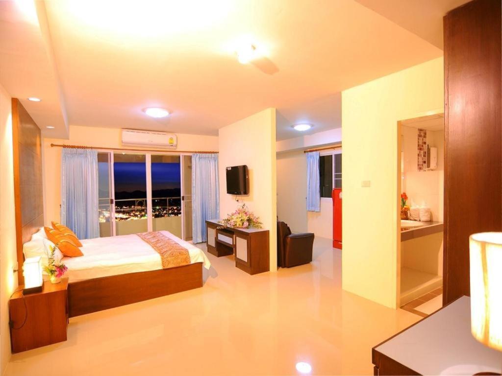 Grand Living Residence Csiangmaj Kültér fotó