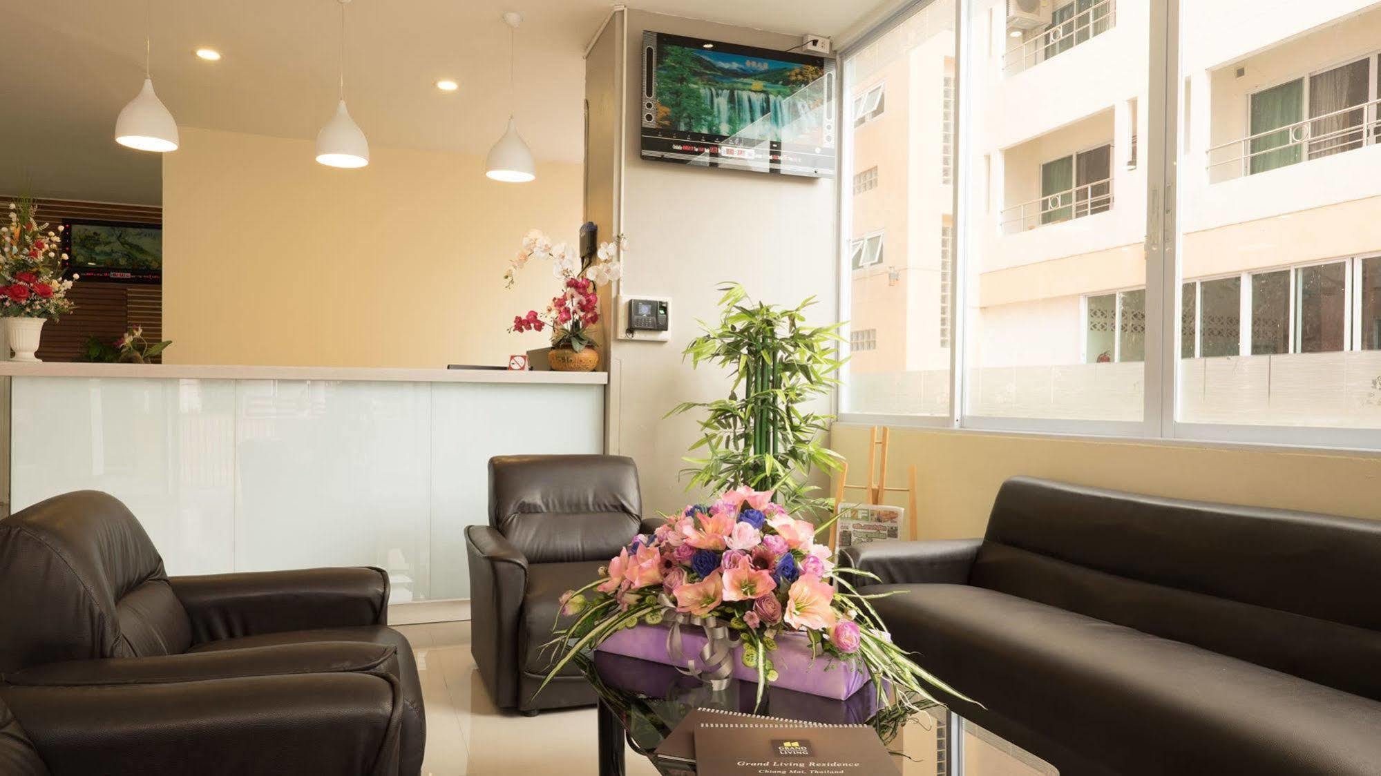 Grand Living Residence Csiangmaj Kültér fotó